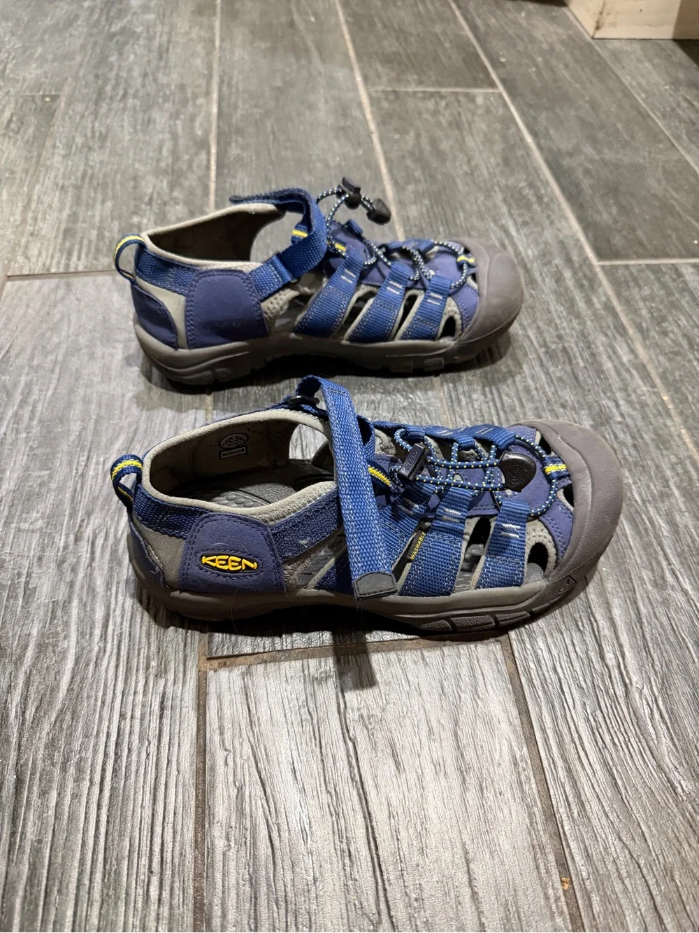 Keen Kids Navy Blue Closed-Toe Hiking Sandals